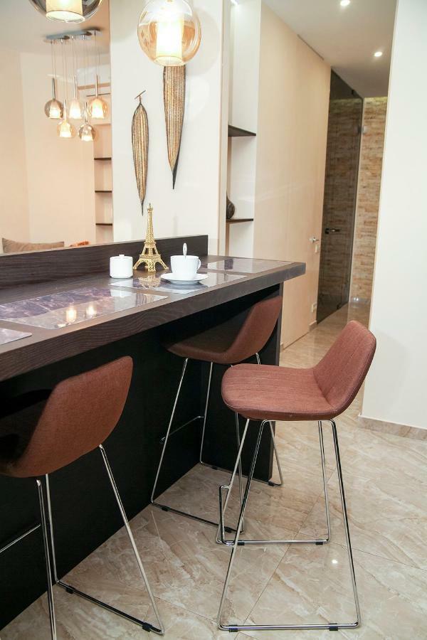 Apartment Luxe Paris Odessa Exterior photo